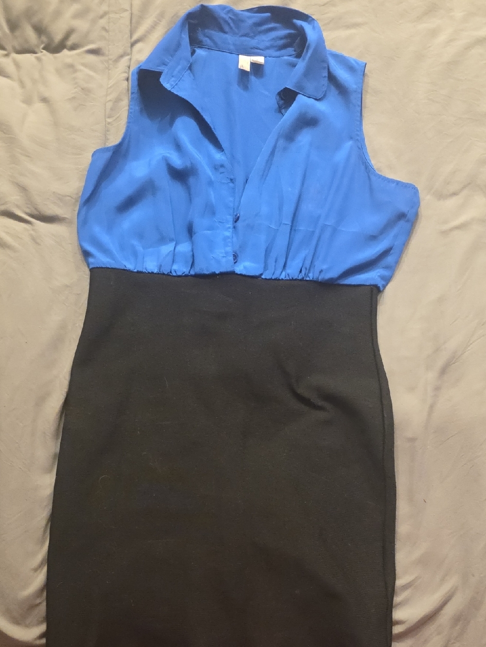 Blue and Black Sleeveless Sheath Dress